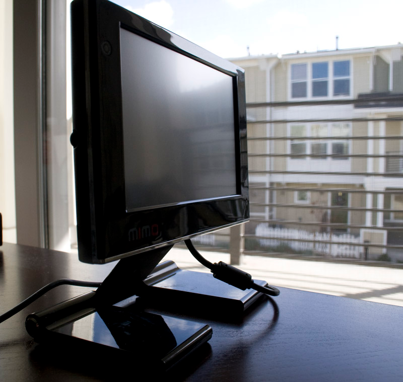Illustration for article titled Mimo UM-750 7-inch USB Display Lightning Review